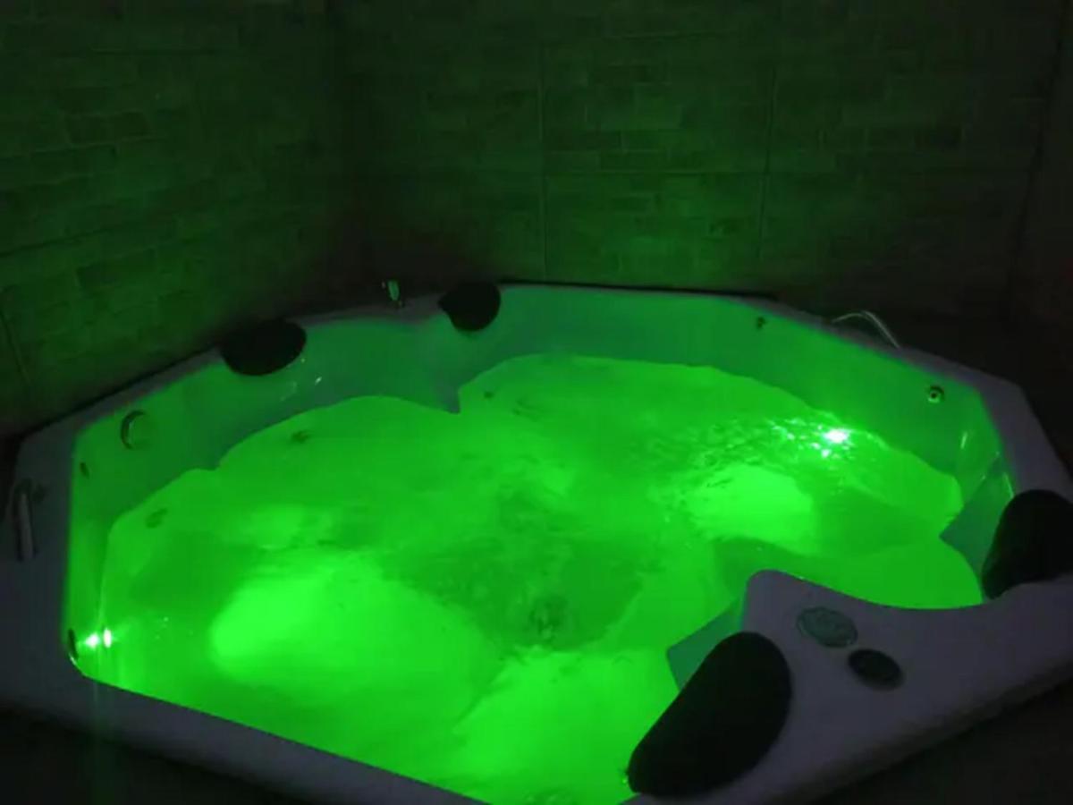 Casa Com Spa De Hidro, Aquecedor E Cromoterapia A 1,0 Km Do Centro Chapada dos Guimarães Εξωτερικό φωτογραφία